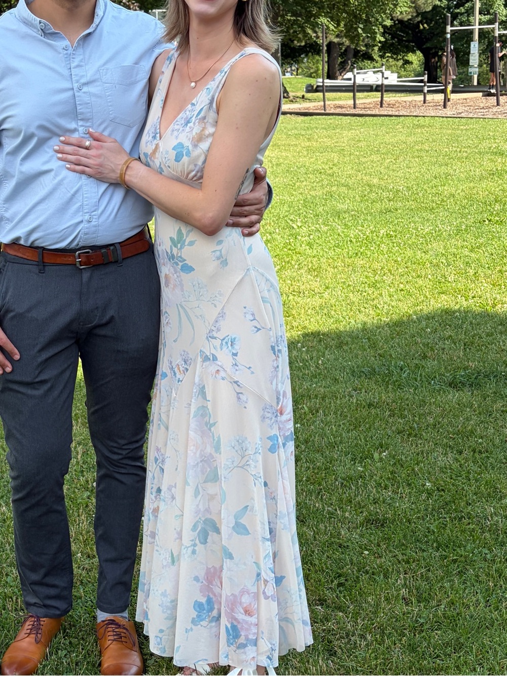 Romantic Pastel Floral V-neck Flowy Maxi Dress